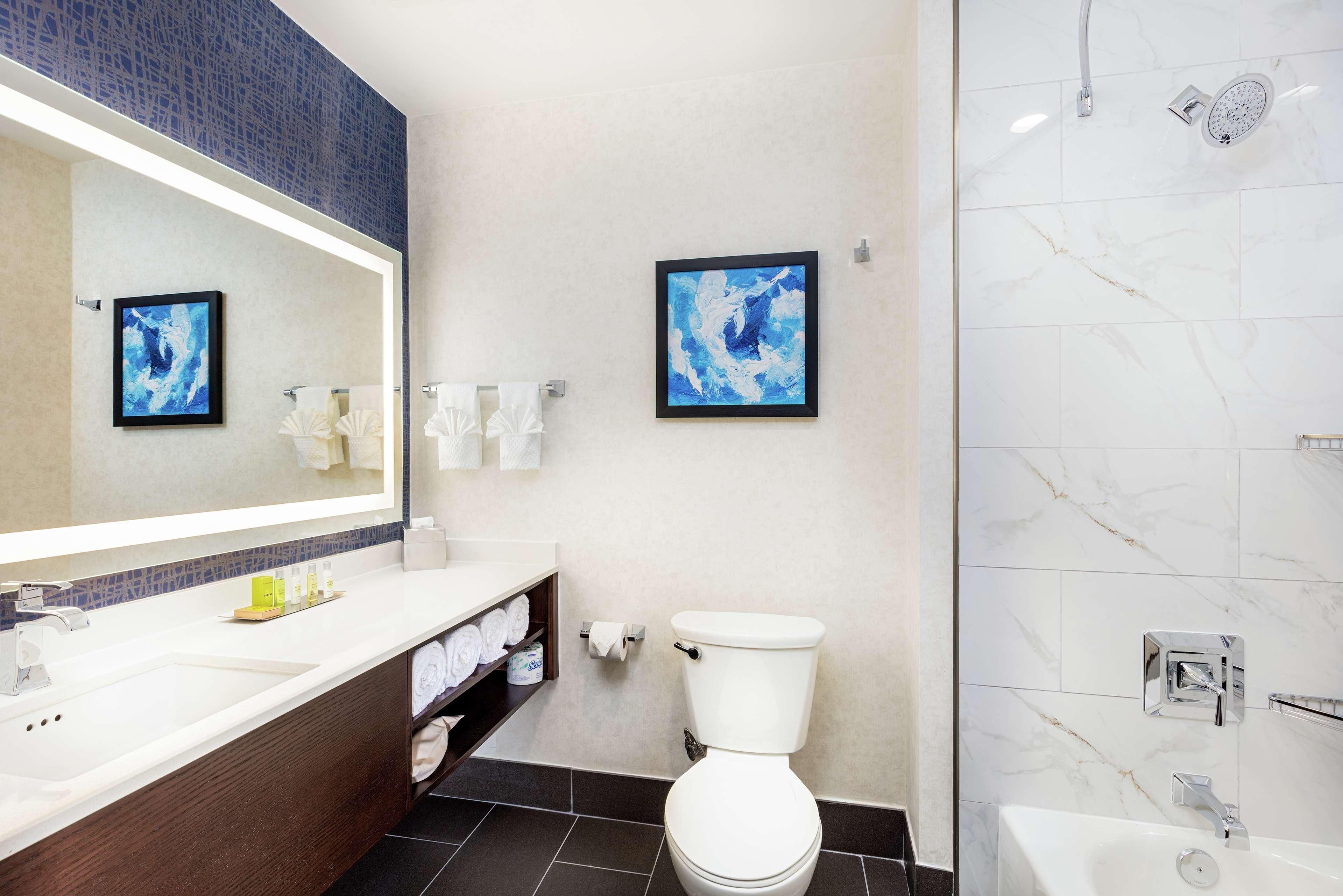 Hotel Doubletree By Hilton Pomona Zewnętrze zdjęcie