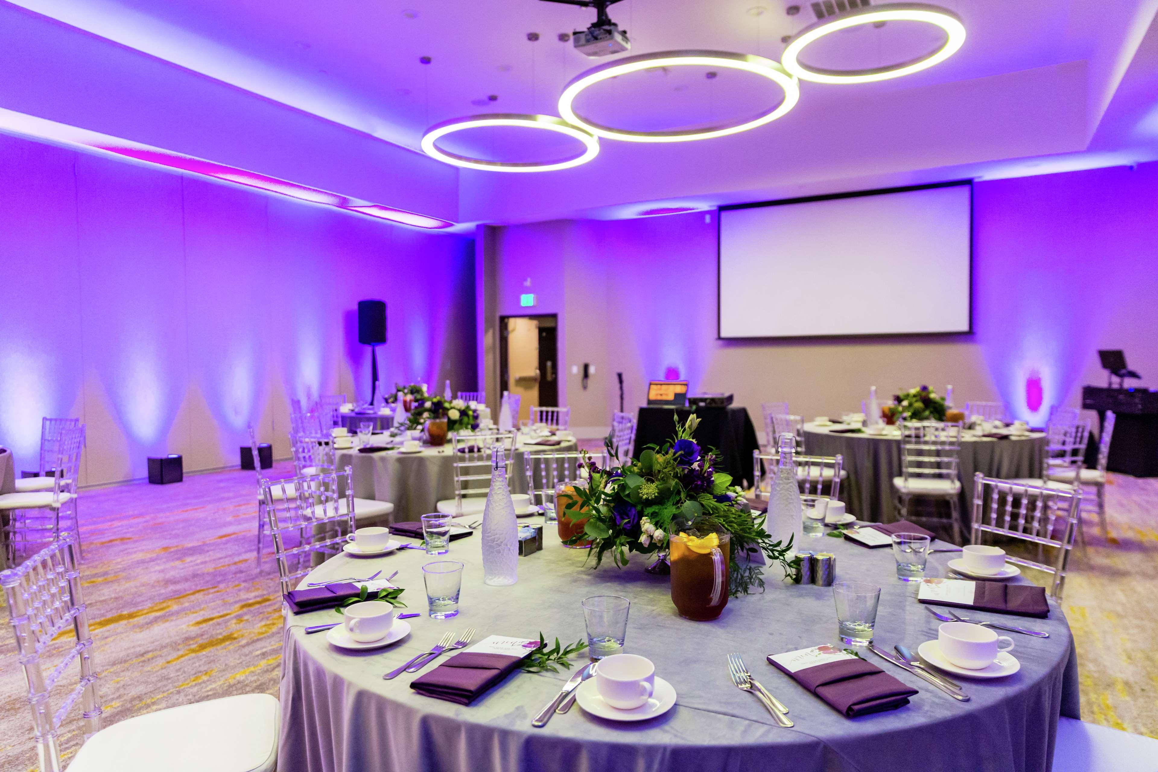 Hotel Doubletree By Hilton Pomona Zewnętrze zdjęcie