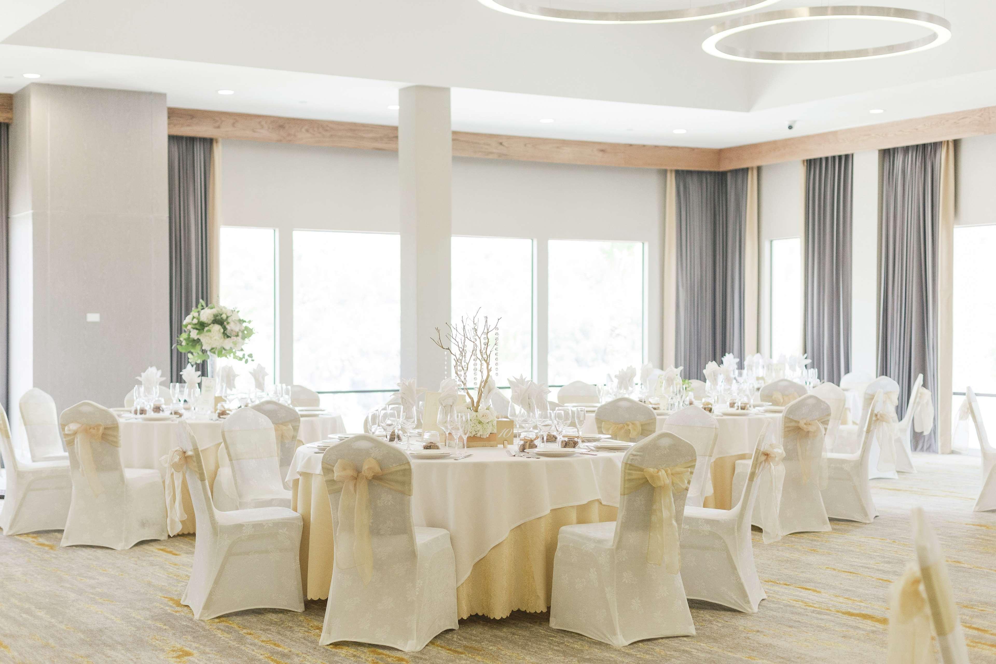 Hotel Doubletree By Hilton Pomona Zewnętrze zdjęcie