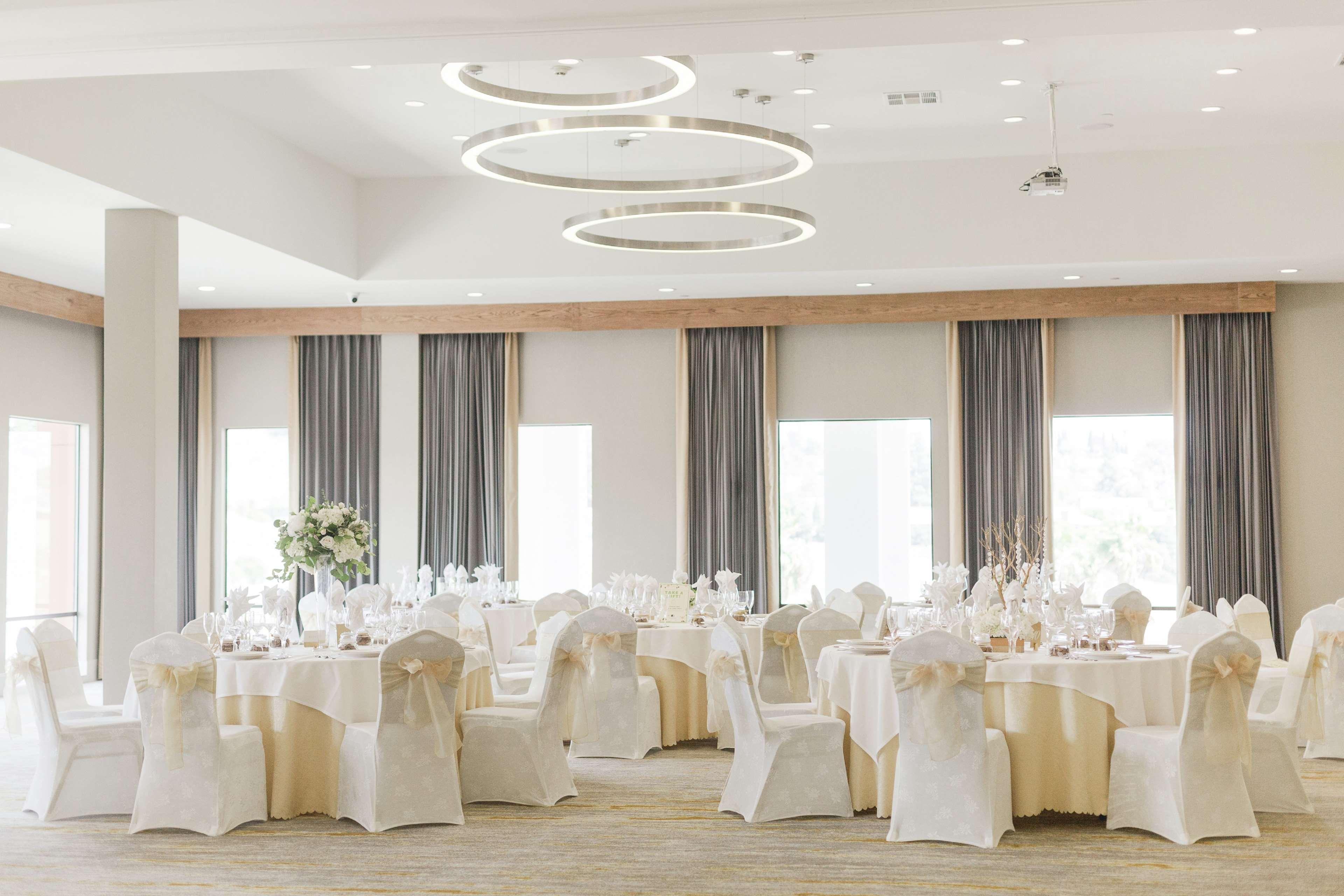 Hotel Doubletree By Hilton Pomona Zewnętrze zdjęcie