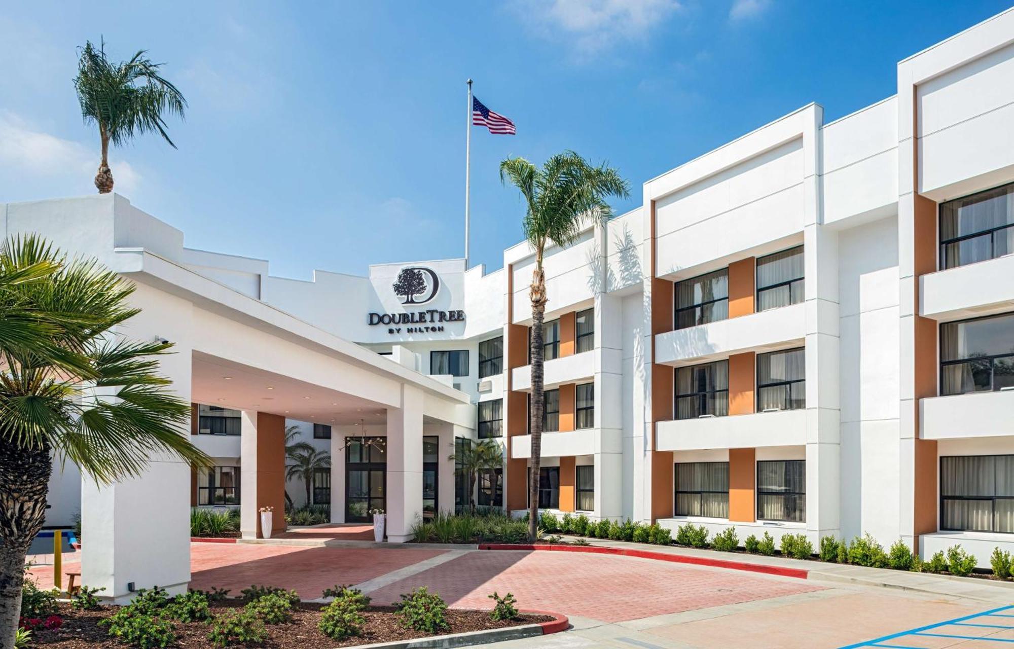 Hotel Doubletree By Hilton Pomona Zewnętrze zdjęcie